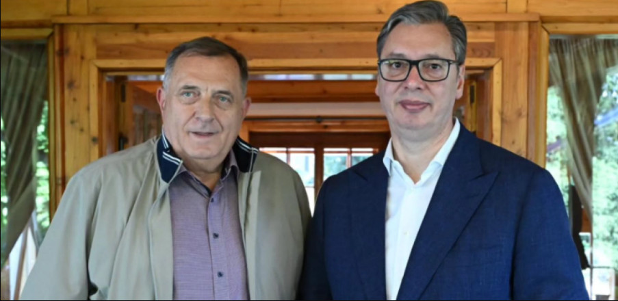 PREDSEDNIK VUČIĆ SE SASTAO SA MILORADOM DODIKOM: Objavio sliku uz kratku poruku (FOTO)