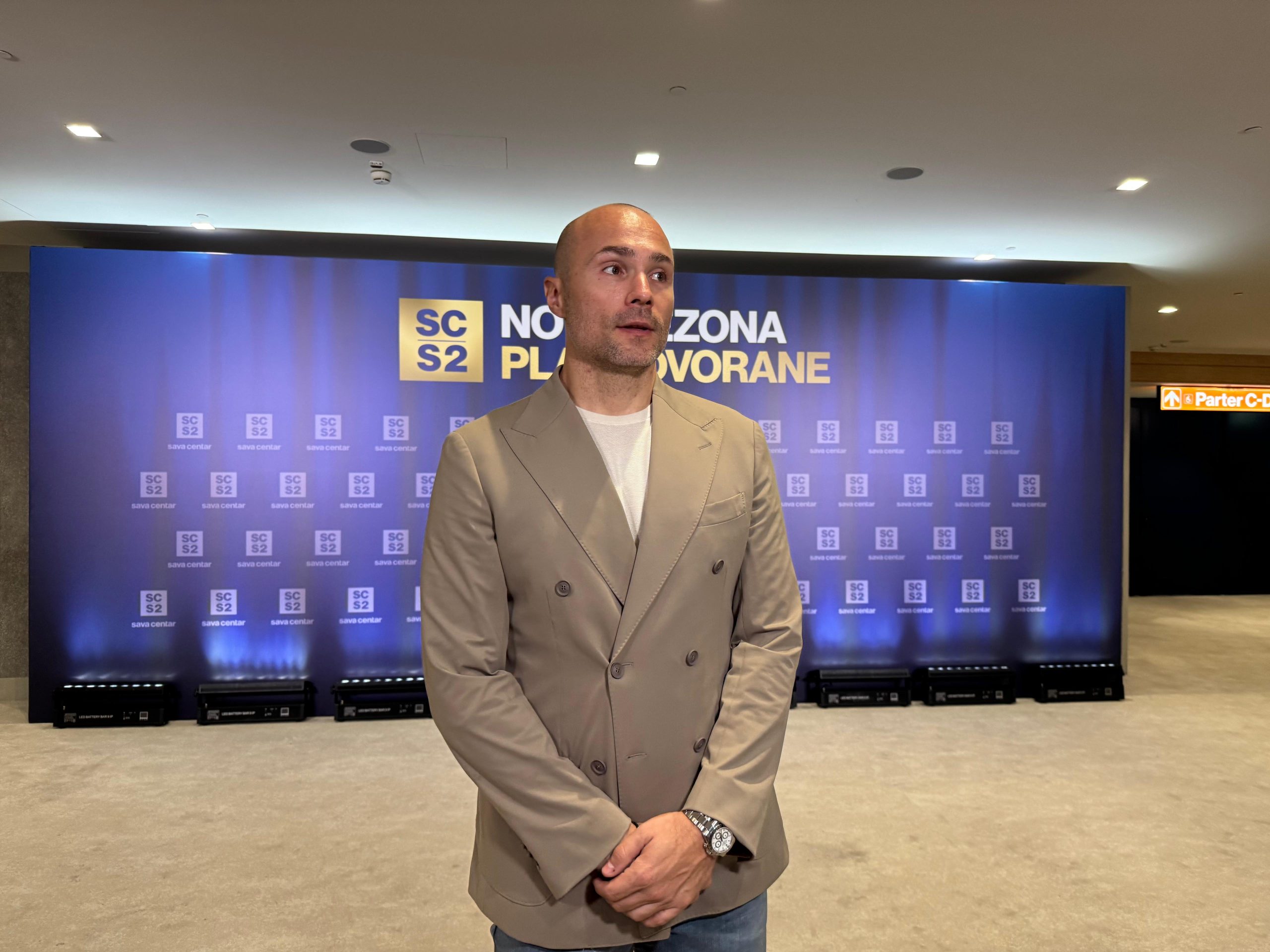 „NISAM IMAO INTEGRITET KAO MUZIČAR!“ Aca Sofronijević: „Uvek sam imao cilj kada je karijera u pitanju“