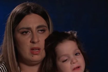 “LEKARI NISU VIDELI DA BEBA U STOMAKU IMA 6 PRSTIJU I NEMA RAZVIJEN MOZAK” Gledajte novu emisiju (NE)DOKAZANI