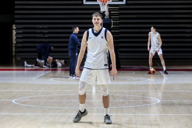 Aleksa Radanov debi Partizan