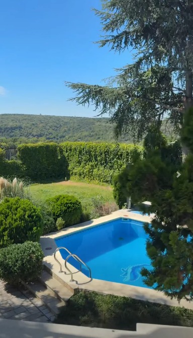 Dom Jelene Karleuše