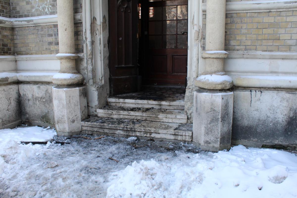 Požar u crkvi u Novom Sadu