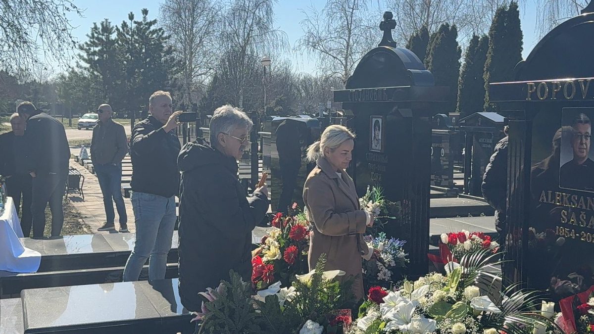 Godišnjica Saši Popoviću